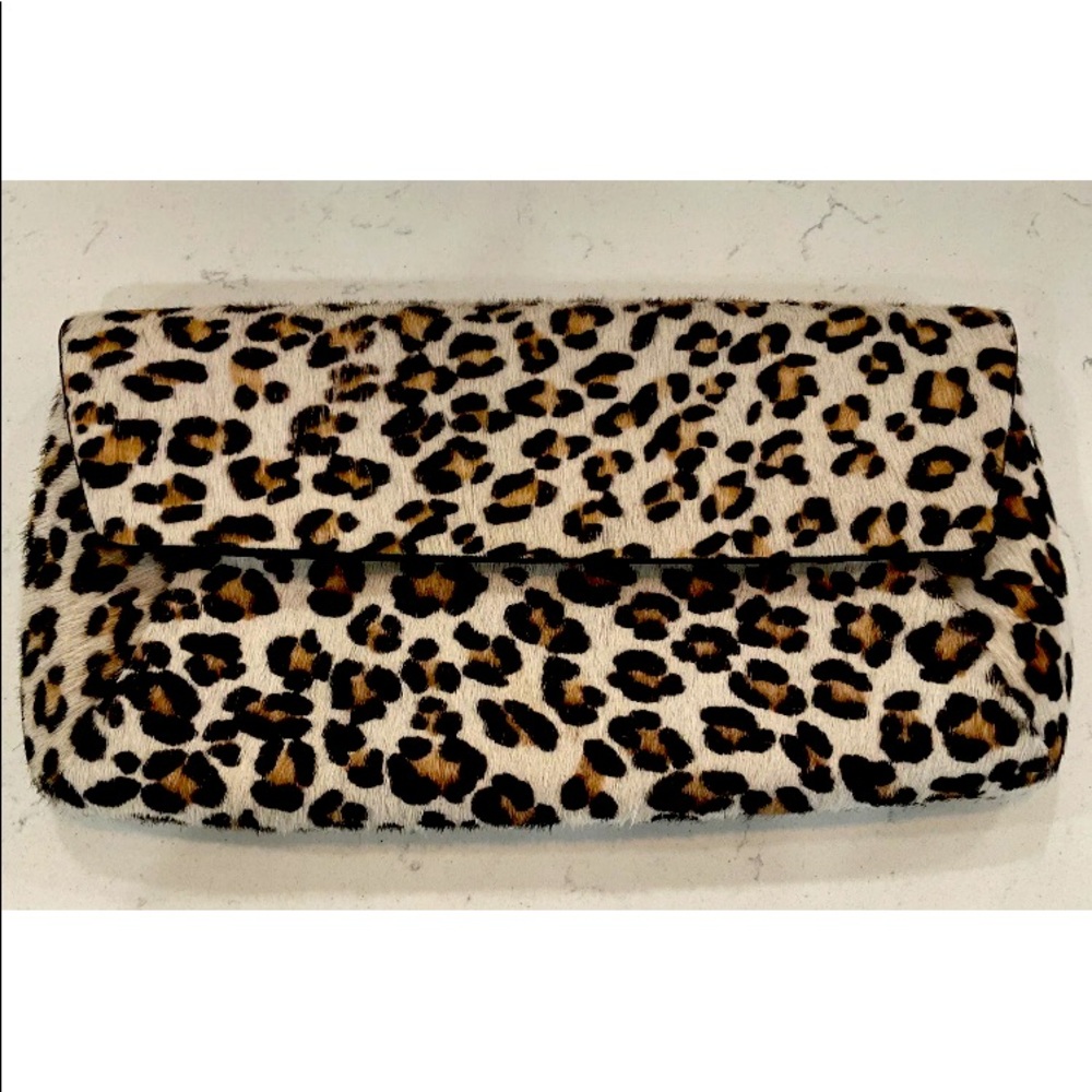 ANN TAYLOR GENIUNE CALF SKIN CLUTCH ACCESSORY HOLIDAYS PURSE 5.5”x10” PREOWNED